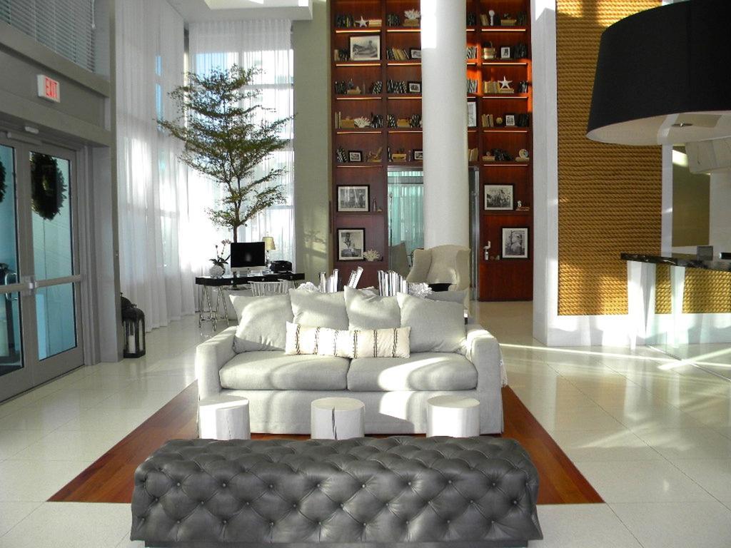 Monte Carlo Miami Suite Маями Бийч Екстериор снимка