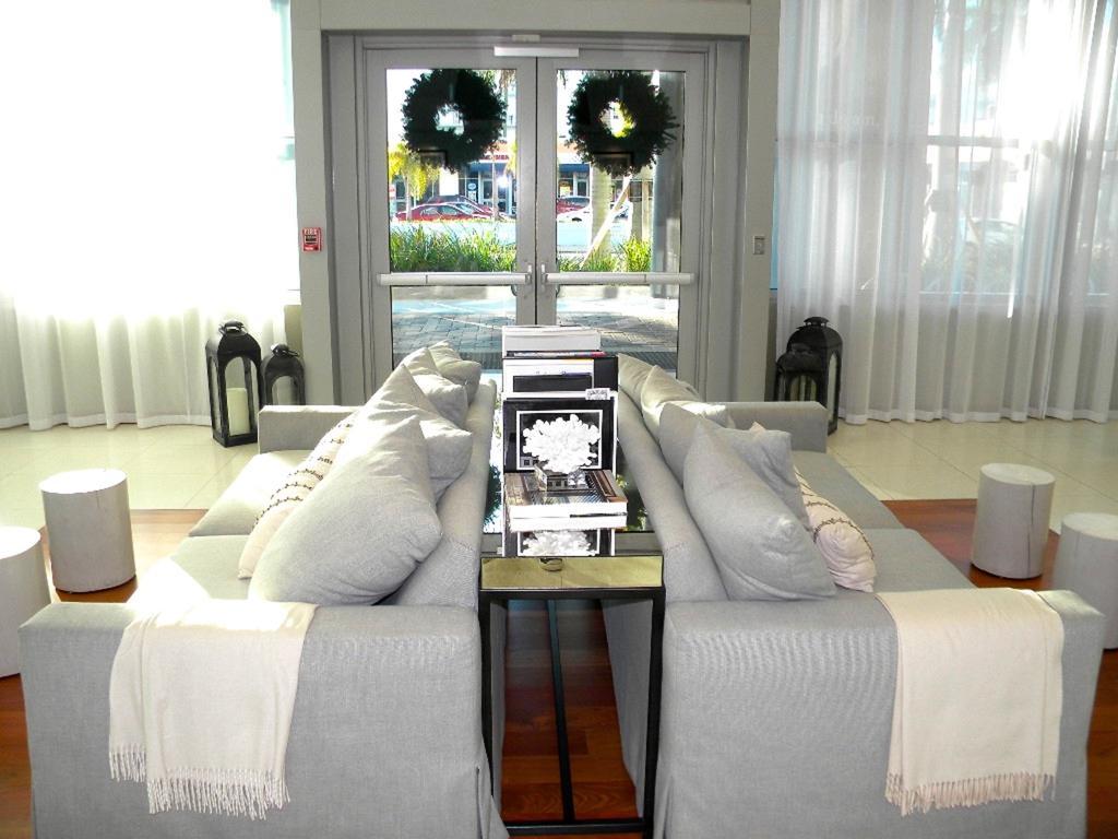 Monte Carlo Miami Suite Маями Бийч Екстериор снимка