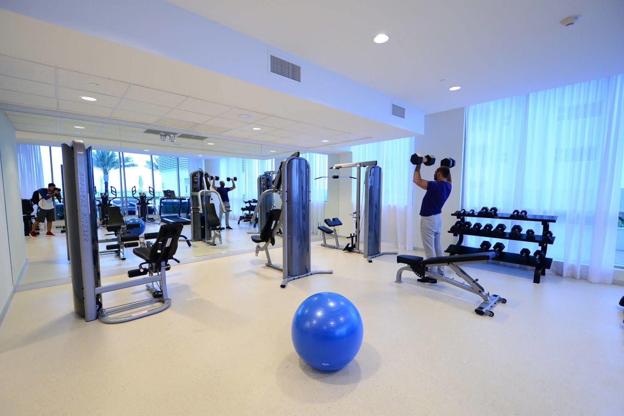 Monte Carlo Miami Suite Маями Бийч Екстериор снимка
