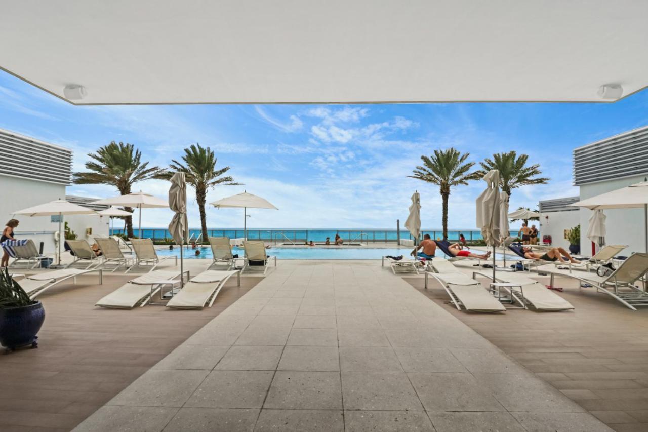 Monte Carlo Miami Suite Маями Бийч Екстериор снимка